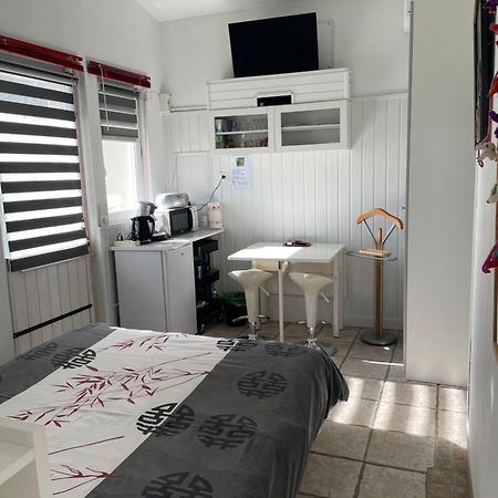 La Coccinelle Bed & Breakfast Nimes Bagian luar foto