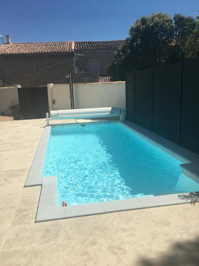 La Coccinelle Bed & Breakfast Nimes Bagian luar foto