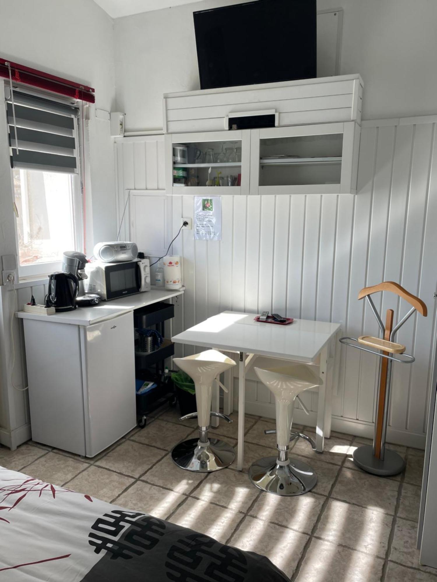 La Coccinelle Bed & Breakfast Nimes Bagian luar foto